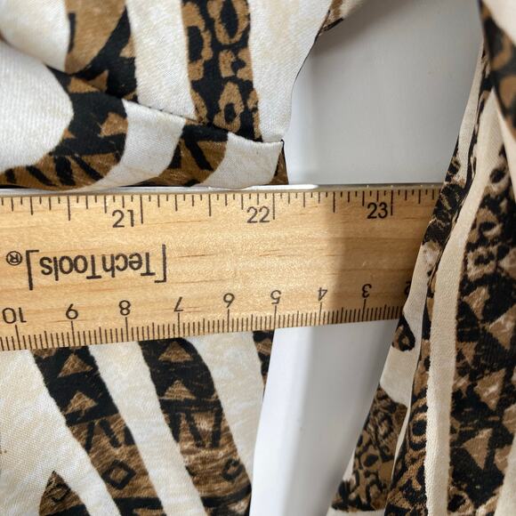 Chico’s Tunic Women’s Large Flowy Animal Print Romantic Feminine Balloon Sleeve - Picture 7 of 8